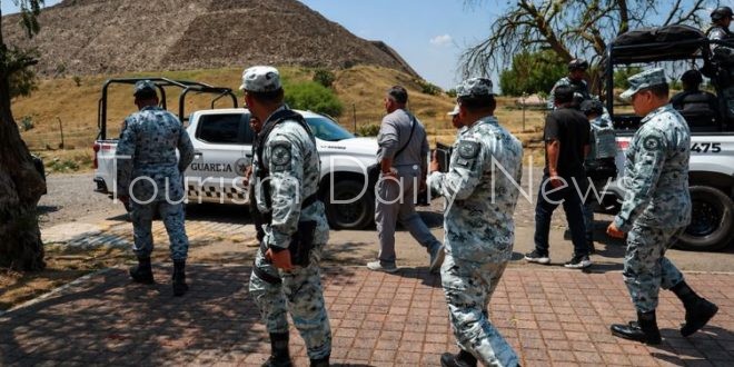 المكسيك تتعهد بتأمين كأس العالم بعد اطلاق نار بأهرامات تيوتهيوكان الشهيرة
