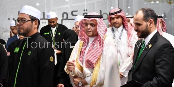 انطلاق أولى رحلات المستفيدين من مبادرة طريق مكة من ماليزيا