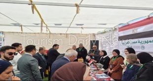 مصر تتألق في فعاليات معرض الجاليات العربية بجامعة الزيتونة الأردنية