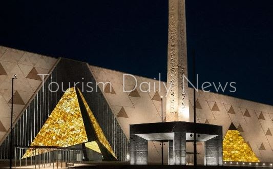 السياحة تطلق منصة الحجز إلكترونية مُطورة لتذاكر دخول المتحف الكبير