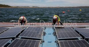 مصر تشرك القطاع الخاص في أول محطة شمسية عائمة ومشروع ربط كهربائي متطور