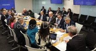 وزير التخطيط يعقد لقاءات مع المدير التنفيذي لمؤسسة التمويل الدولية ونائب رئيس البنك الدولي لمنطقة الشرق الأوسط والمدير المنتدب للوكالة الدولية لضمان الاستثمار