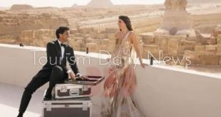 حين تتحول الحضارة إلى منصة رقص.. هل أصبحت مقاصد مصر السياحية صالات أفراح؟