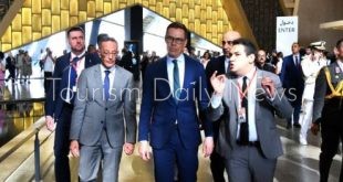 رئيس جمهورية فنلندا يزور المتحف المصري الكبير ومنطقة أهرامات الجيزة