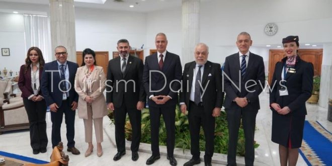 طبيعة التعاون بين مصر للطيران ونقابة المهن التمثيلية لتعزيز القوة الناعمة