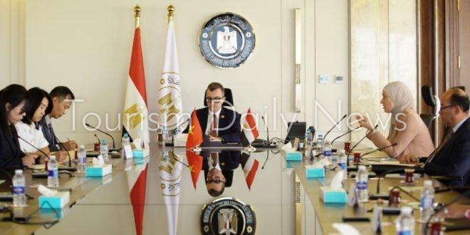 وزير التخطيط يبحث مع سفير فيتنام تعزيز الشراكة التنموية والتعاون الاقتصادي