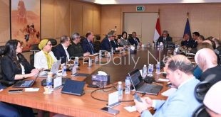 فتحي يستعرض أعداد زوار المتحف الكبير وإيراداته منذ إفتتاحه حتى نهاية مارس