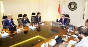 وزير التخطيط يبحث مع البنك الدولي استراتيجية الاستثمار الأجنبي المباشر