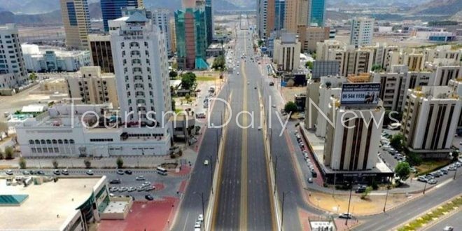 الفجيرة تتعامل مع حادث استهداف مبنى شركة الاتصالات بطائرة إيرانية مسيرة