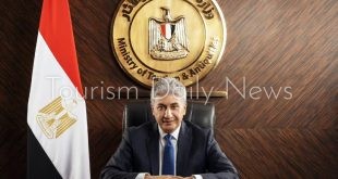 شريف فتحي وزير السياحة والآثار