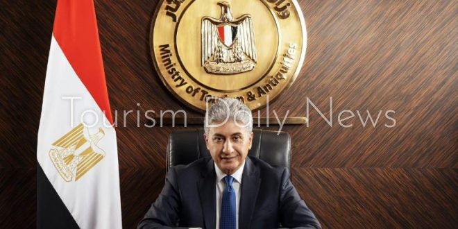 شريف فتحي وزير السياحة والآثار