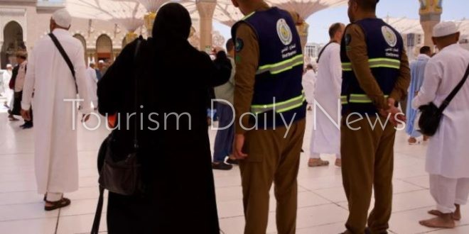 قوات الدفاع المدني تعزز حضورها الميداني داخل المسجد النبوي خلال موسم حج