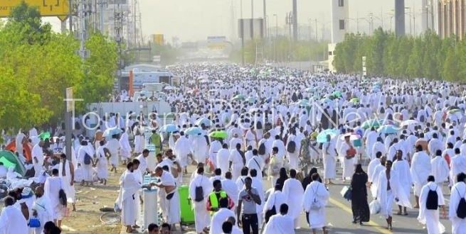 4 آلاف من حجاج السياحة باتوا في مني لقضاء يوم التروية وتوجهوا لعرفات