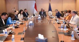 وزير السياحة والآثار يلتقى مجموعة العمل الخاصة بمواقع التراث العالمي