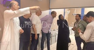 اهتمام كبير من وزير السياحة بجودة خدمات الحجاج والراحة خلال أداء المناسك