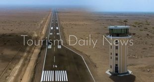 وزارة النقل اليمنية تتسلم مطار باب المندب رسمياً تمهيداً لتشغيله