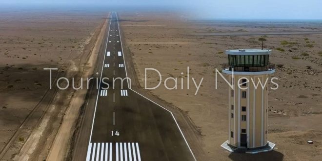 وزارة النقل اليمنية تتسلم مطار باب المندب رسمياً تمهيداً لتشغيله
