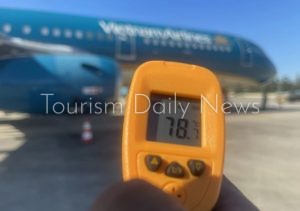 جنود الظل بمطارات فيتنام يخوضون معركة تأمين الرحلات وحرارة تقترب من 80درجة