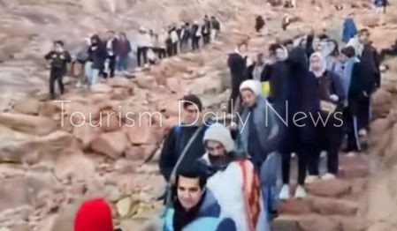 سانت كاترين تنتعش سياحيًا .. 422 زائرًا يتوافدون على المدينة الروحانية