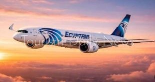 مصر للطيران تعبر الساحل الغربي الأمريكي وتصل إلى لوس أنجلوس