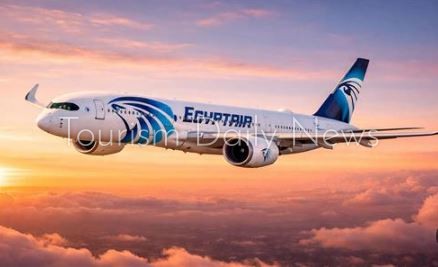 مصر للطيران تعبر الساحل الغربي الأمريكي وتصل إلى لوس أنجلوس