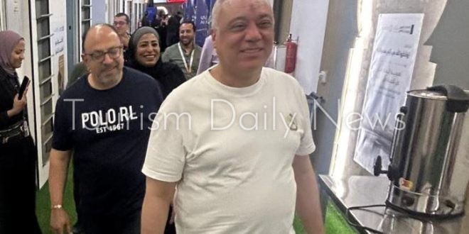 أحمد إبراهيم، عضو اللجنة العليا للحج والعمرة ورئيس لجنة السياحة الدينية بـغرفة شركات ووكالات السفر والسياحة