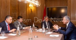 وزير السياحة يبحث مع رئيس اتحاد منظمي رحلات إيطاليا دفع الحركة السياحية