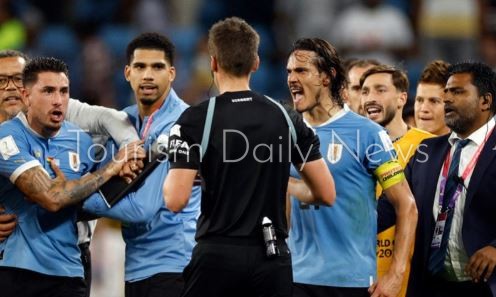أوروغواي تلغي رحلة العودة من أمريكا وتعاقب لاعبيها بعد الخروج من المونديال