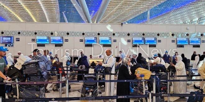 مصر للطيران تكثف جسر عودة الحجاج من السعودية ونقل آلاف العرب والأفارقة