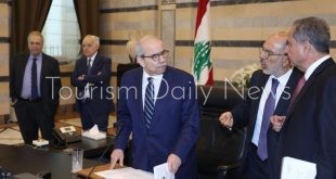 لبنان يفتح بوابة جوية ثانية ويعيد تشغيل مطار القليعات لكسر مركزية بيروت