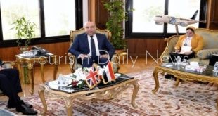 مصر وبريطانيا تبحثان توسيع الشراكة في الطيران والاستثمار والتكنولوجيا