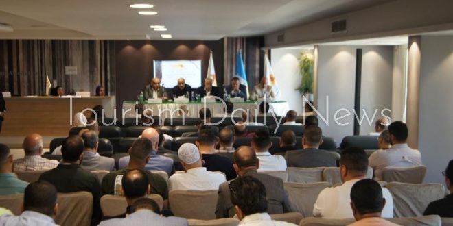 حوار مفتوح بين شركات السياحة حول موسم الحج والعمرة