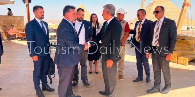 مصر والبوسنة تبحثان زيادة الرحلات السياحية لجذب حركة السفر والاستثمار