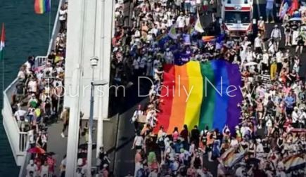 جدل دولي بعد منع سفينة مجتمع الميم السياحية من الرسو بالموانئ التركية