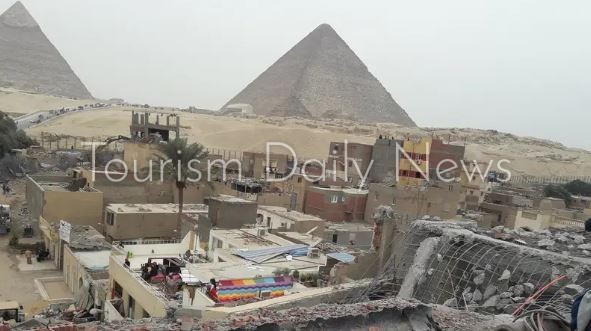 الإهمال يغتال تطوير منطقة الأهرامات.. مشاهد عشوائية تهدد صورة مصر السياحية