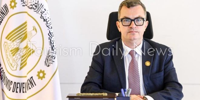 الدكتور أحمد رستم، وزير التخطيط والتنمية الاقتصادية