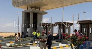 مطار العلمين يرفع جاهزيته لاستضافة أكبر حدث للطيران يدعم السياحة الدولية