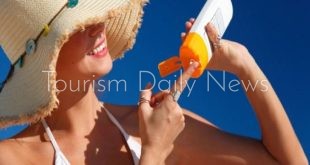 دراسة تحذر من جودة معظم واقيات الشمس وتوصي بأنواع معدنية أكثر أمانًا