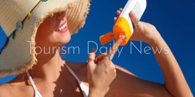 دراسة تحذر من جودة معظم واقيات الشمس وتوصي بأنواع معدنية أكثر أمانًا