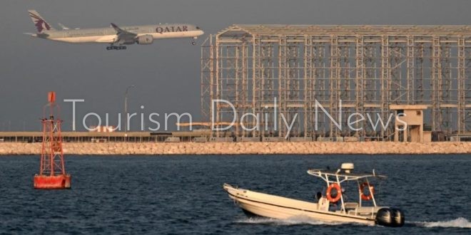 الخليج يعيد رسم خريطة الطيران .. إنذار أوروبي يضغط على كلفة السفر