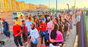 إسكندرية بتفرح.. كورنيش المنتزه يتحول لمنتج سياحي يجمع الترفيه والرياضة