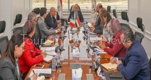 خلال لقاء الدكتور محمد فريد، وزير الاستثمار والتجارة الخارجية، مع أجوستينو باليزي، سفير إيطاليا لدى مصر