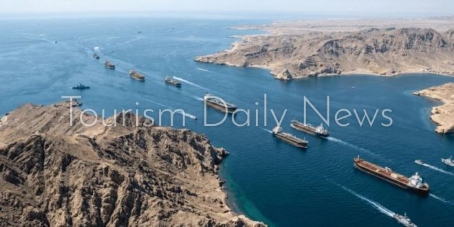تراجع عدد السفن العابرة لهرمز .. اضطراب الملاحة يهدد كلفة السفر والسياحة