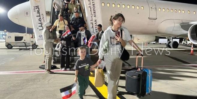 موسكو تفتح طريقًا جديدًا إلى العلمين .. سبتمبر ينعش سياحة الساحل