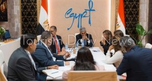 مصر تعزز حضورها في السوق الفرنسي والساحل الشمالي يدخل سباق السياحة