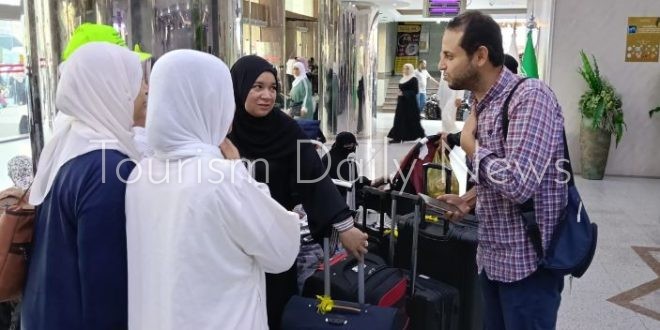 لجان وزارة السياحة تواصل أعمالها الميدانية لمتابعة تنفيذ برامج العمرة