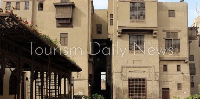 تجمع مياه بقلعة الكبش يفتح ملف حماية القاهرة التاريخية سياحيًا