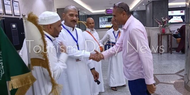 عمرة بلا مفاجآت .. «رفيق» يراقب السكن والانتقالات ويحمي قيمة البرنامج