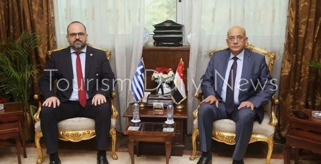 وفد يوناني رفيع المستوى يزور الهيئة العامة لميناء الإسكندرية