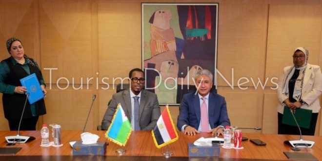 مصر للطيران تسير 3 رحلات أسبوعيًا لفتح أبواب السياحة بين مصر وجيبوتي